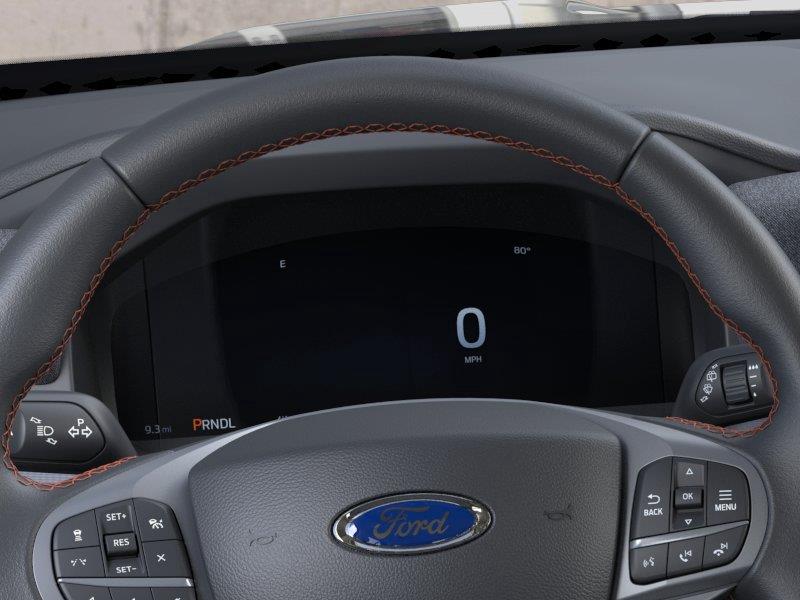 Vehicle photo 13