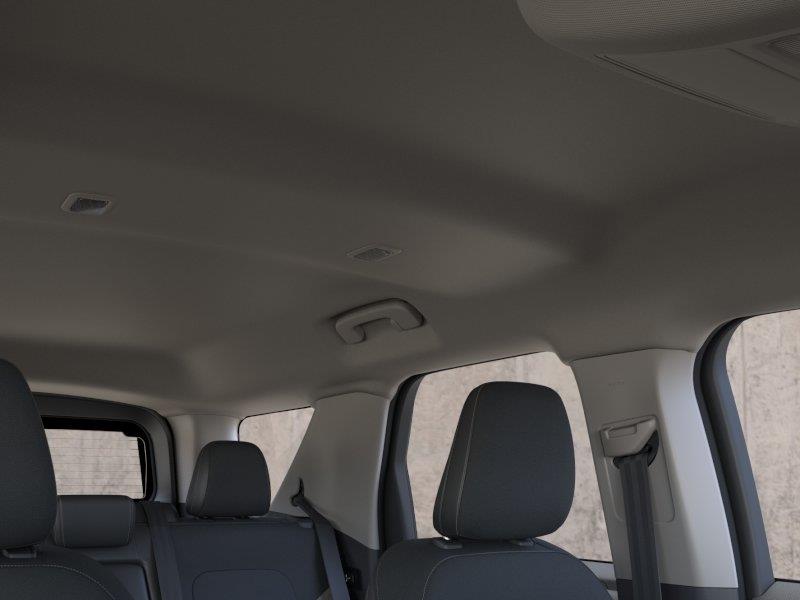 Vehicle photo 22