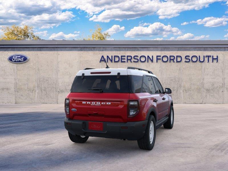 Vehicle photo 8