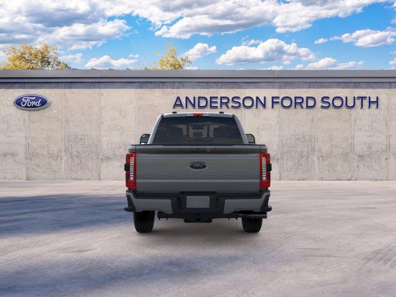 Vehicle photo 5