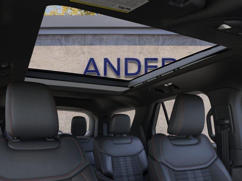 Vehicle photo 22