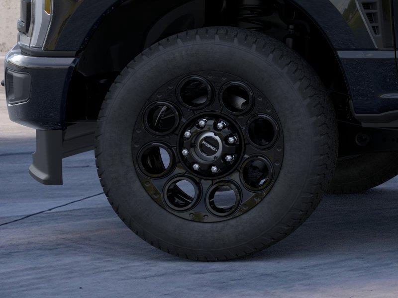 Vehicle photo 19