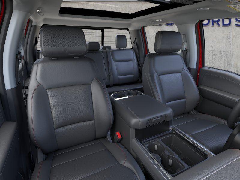 Vehicle photo 10