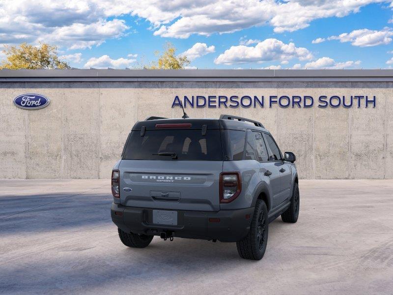 Vehicle photo 8