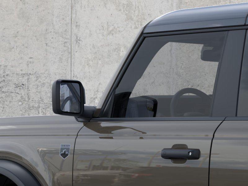 Vehicle photo 22