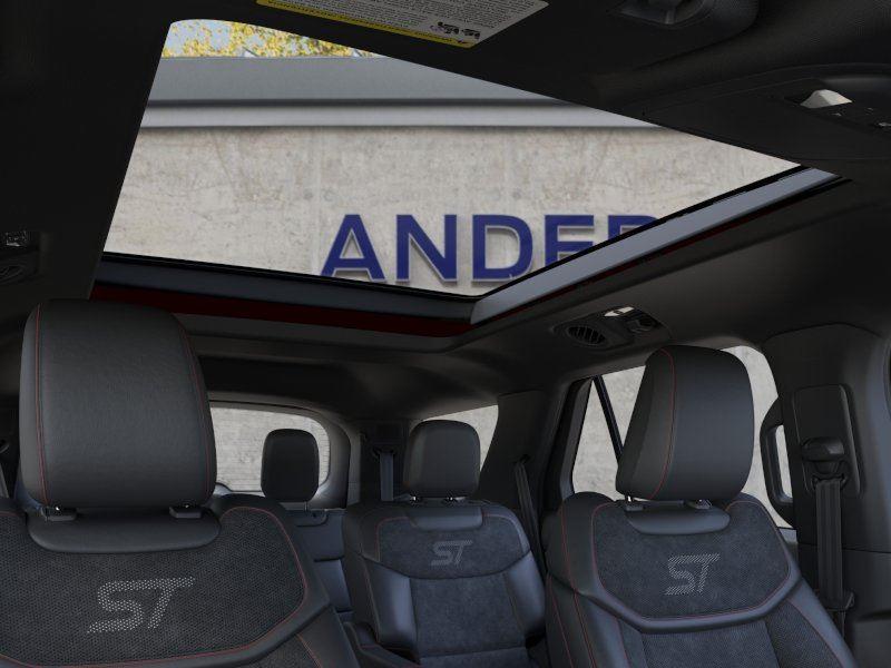 Vehicle photo 22