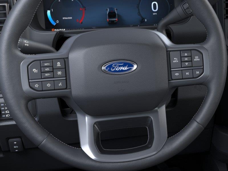 Vehicle photo 12