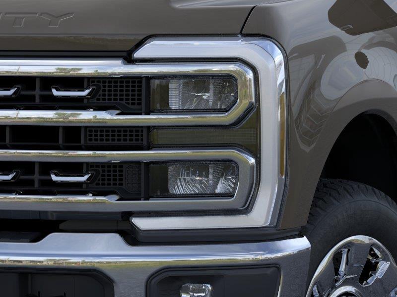 Vehicle photo 18