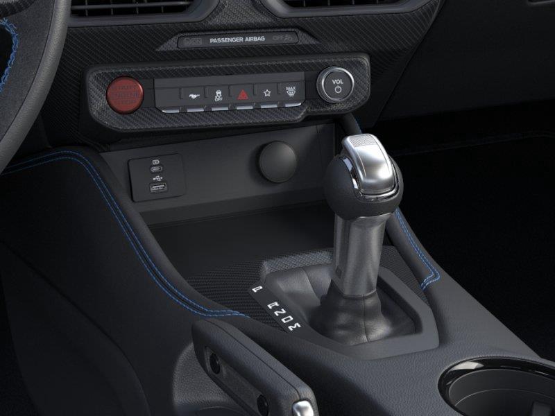Vehicle photo 15