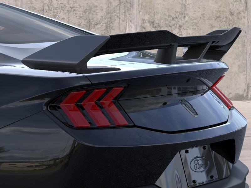 Vehicle photo 22
