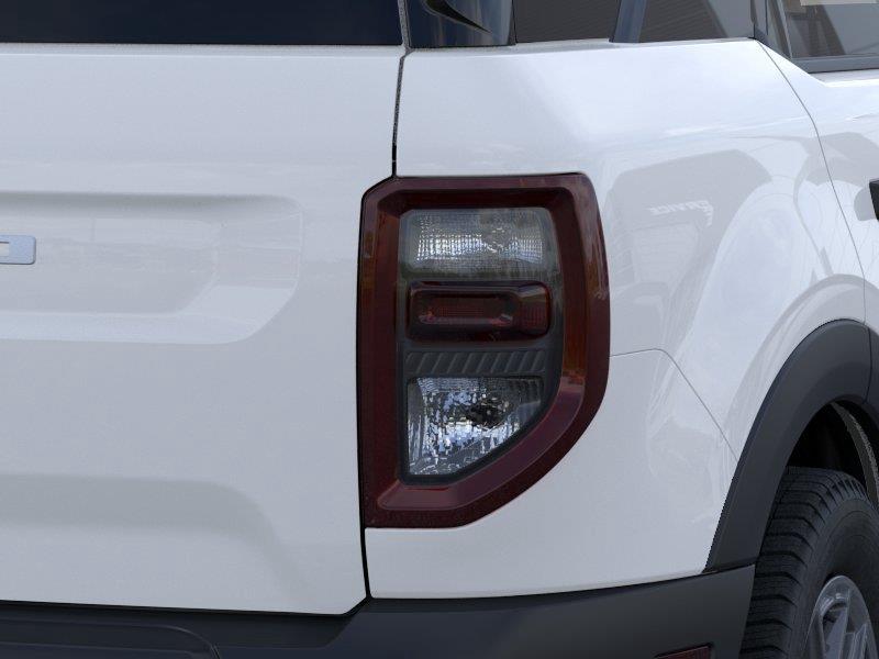Vehicle photo 21
