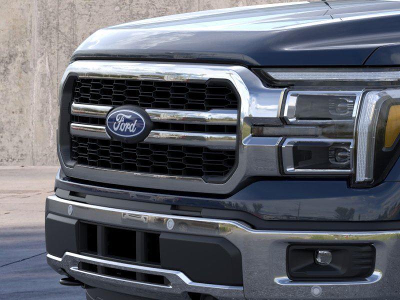 Vehicle photo 17