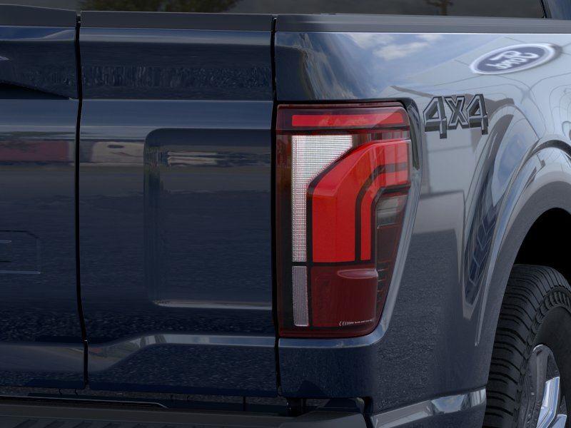 Vehicle photo 21