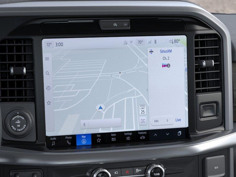 Vehicle photo 14