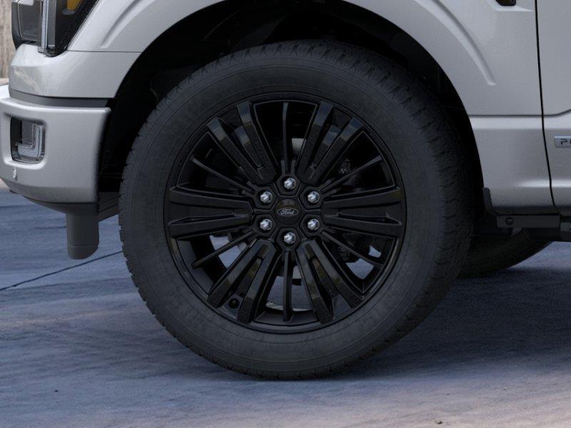 Vehicle photo 19