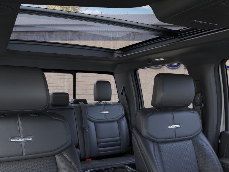 Vehicle photo 22
