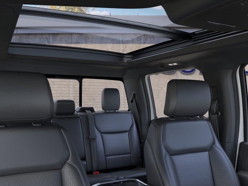 Vehicle photo 22
