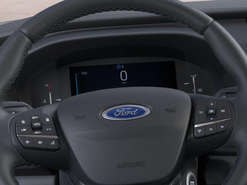 Vehicle photo 13
