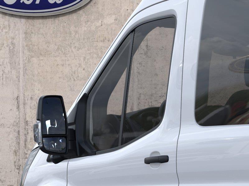 Vehicle photo 20