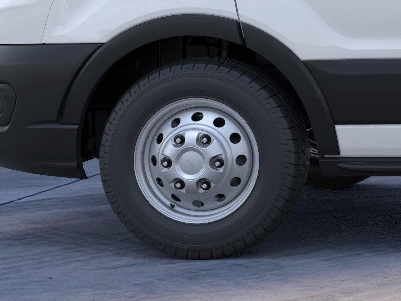 Vehicle photo 19