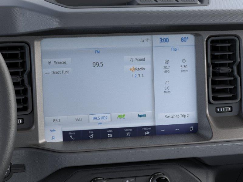 Vehicle photo 15