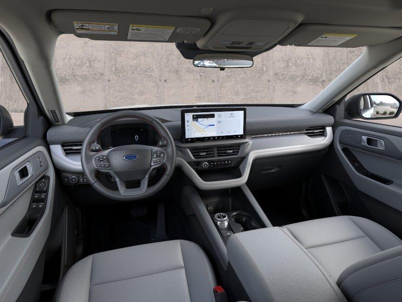 Vehicle photo 9