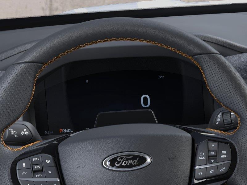 Vehicle photo 13