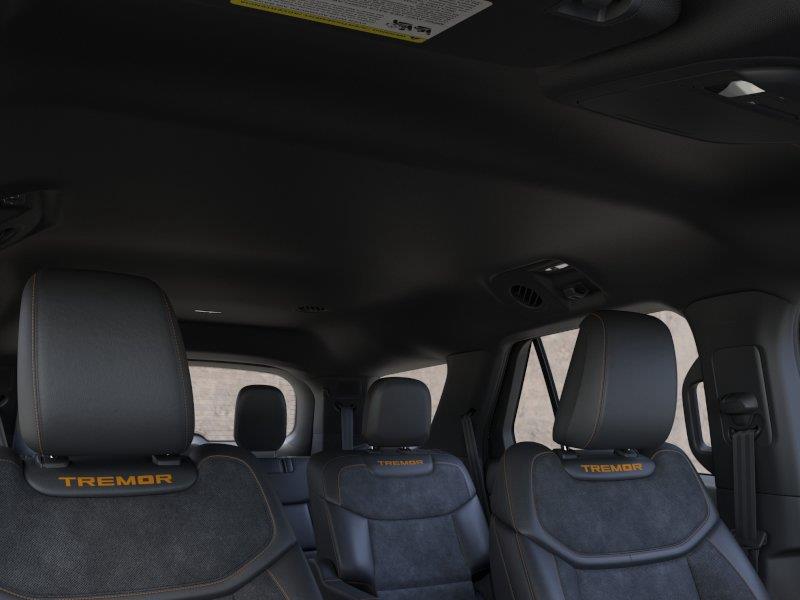 Vehicle photo 22