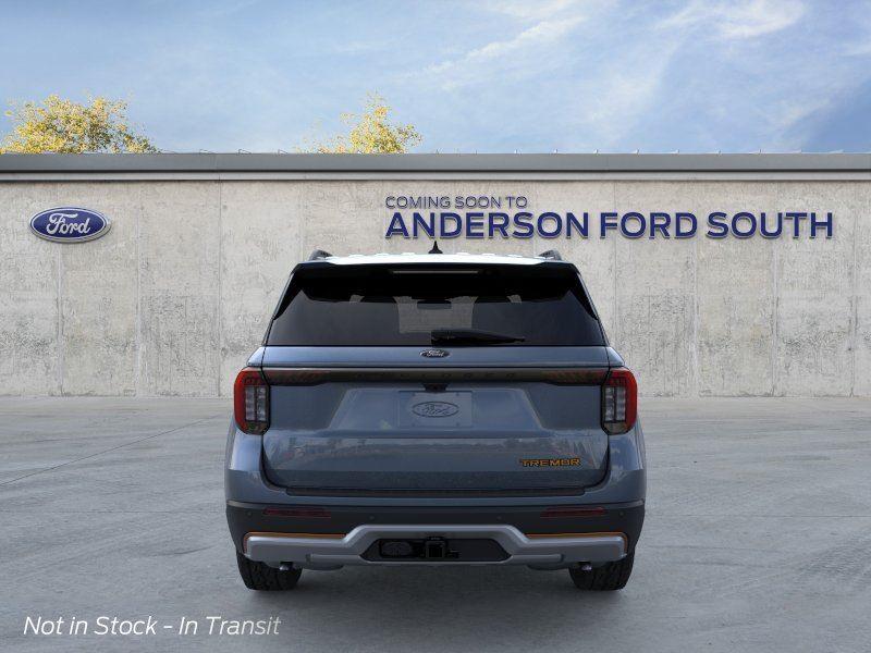 Vehicle photo 5