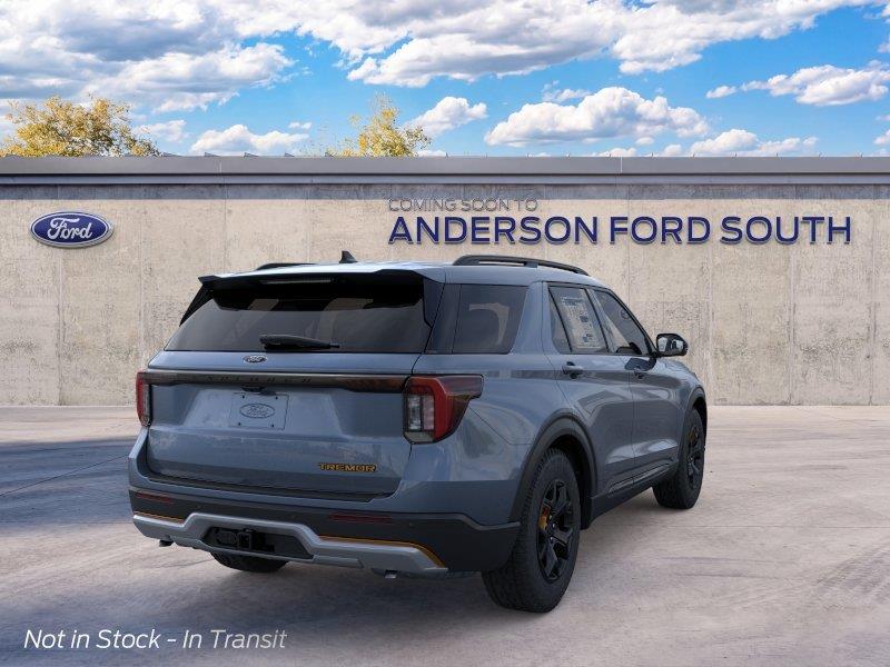 Vehicle photo 8