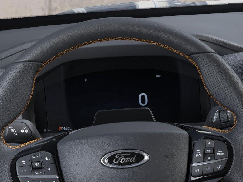 Vehicle photo 13