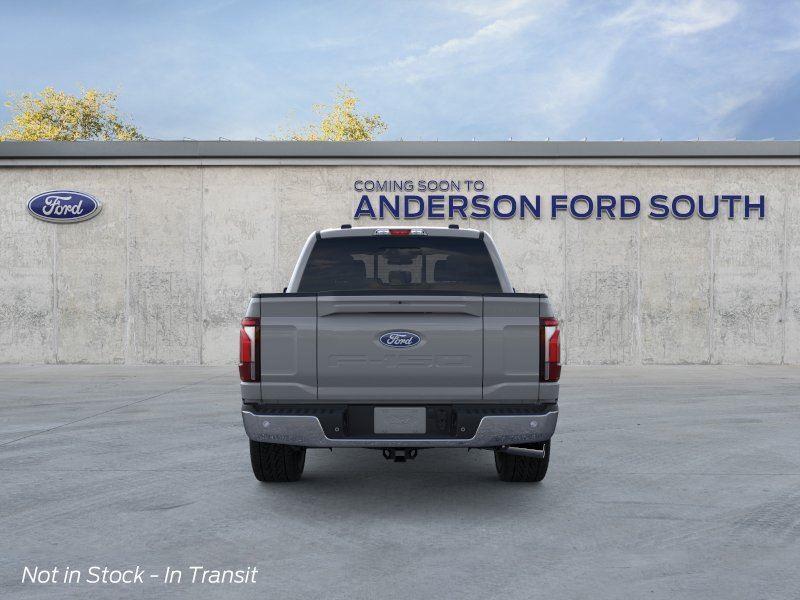 Vehicle photo 5