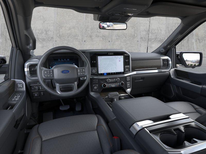 Vehicle photo 9