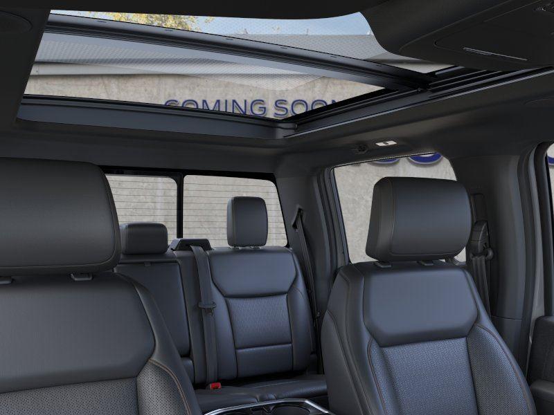 Vehicle photo 22