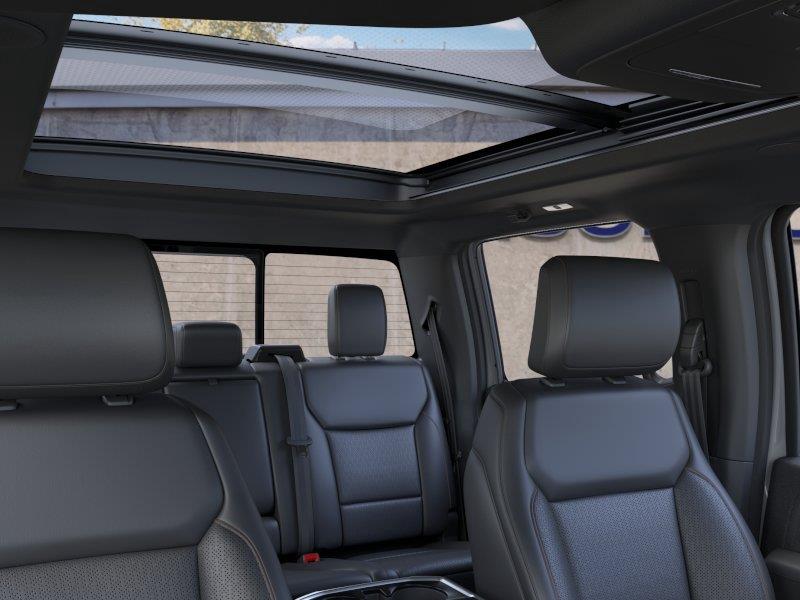 Vehicle photo 22
