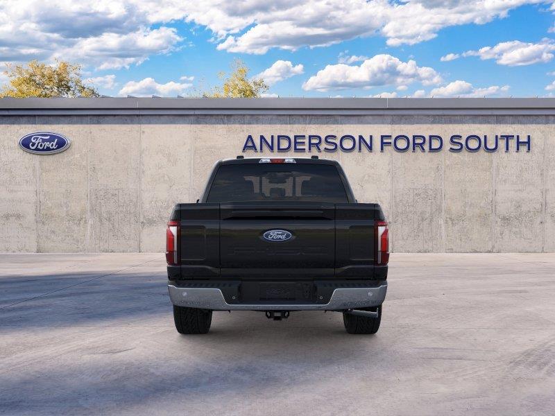 Vehicle photo 5