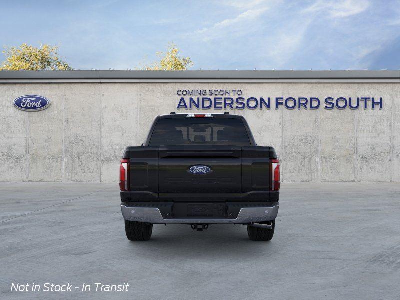 Vehicle photo 5