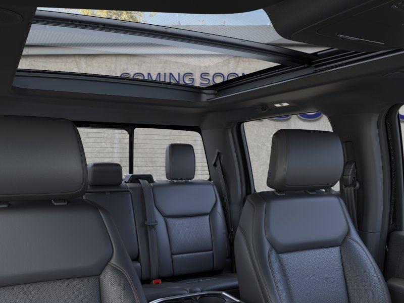 Vehicle photo 22