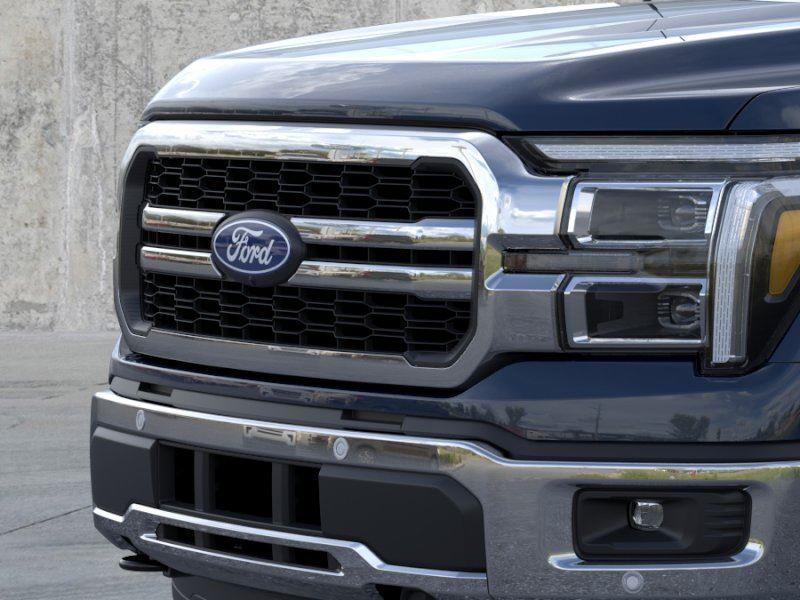 Vehicle photo 17
