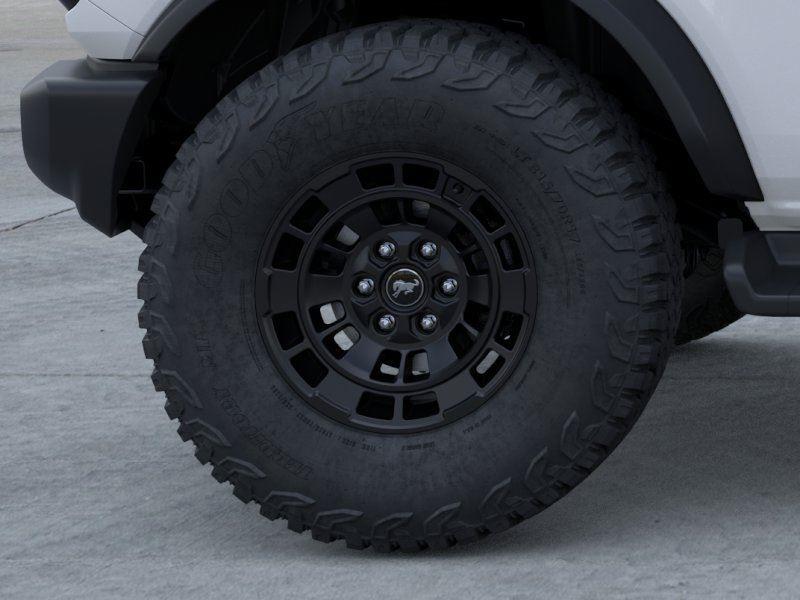 Vehicle photo 21