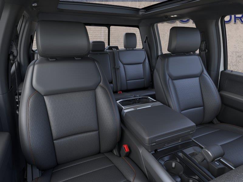 Vehicle photo 10