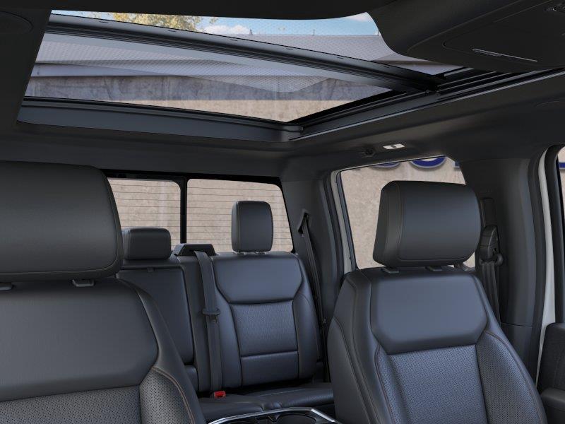 Vehicle photo 22