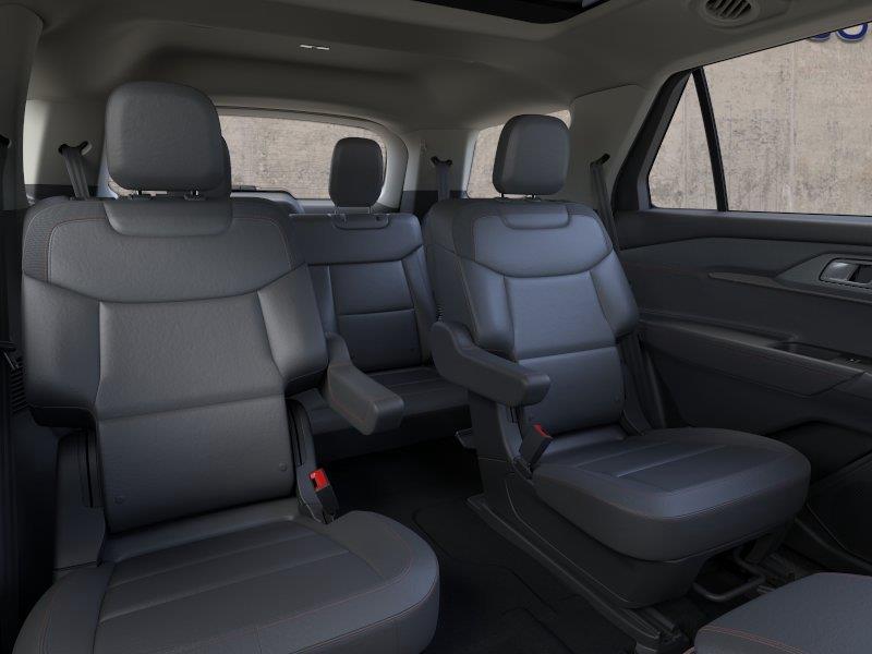 Vehicle photo 11