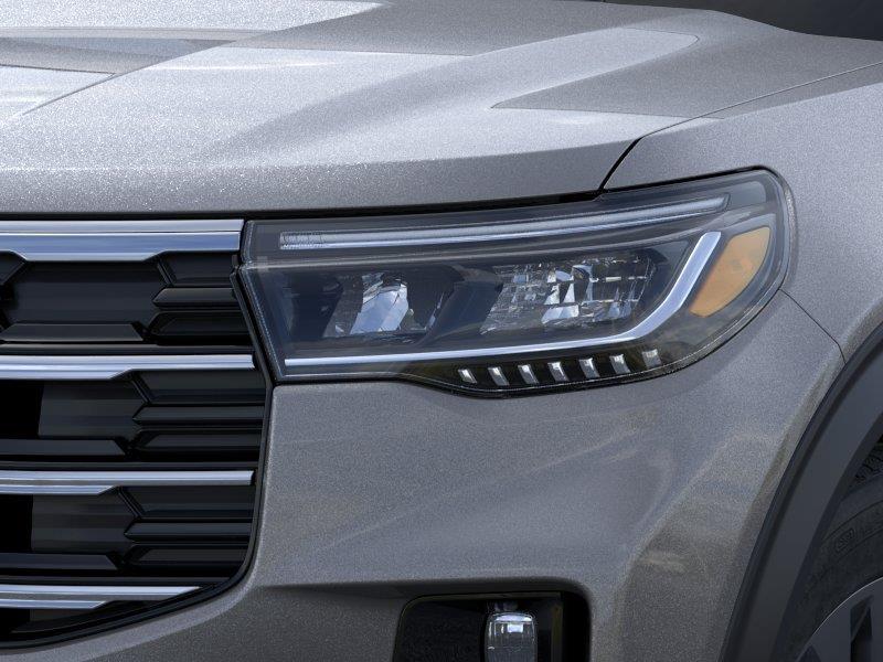 Vehicle photo 18