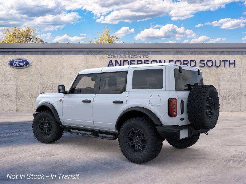 Vehicle photo 4