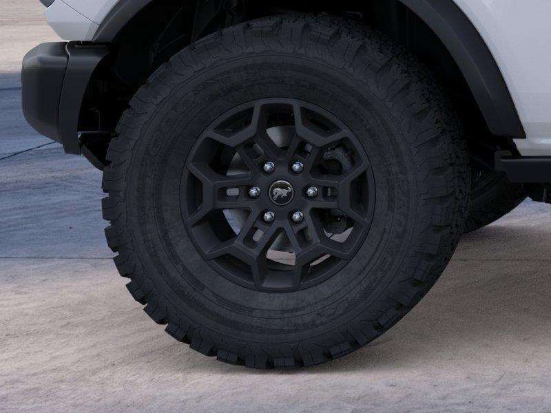 Vehicle photo 21
