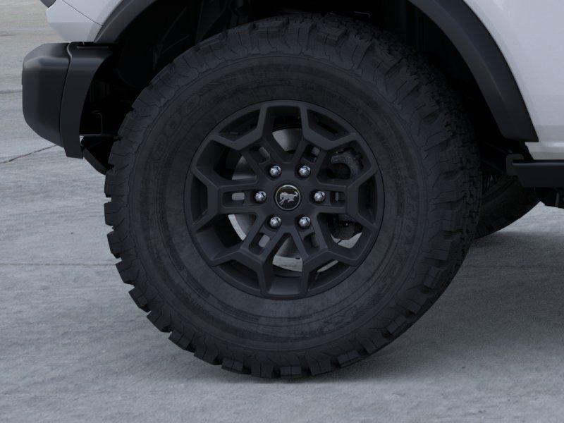 Vehicle photo 21