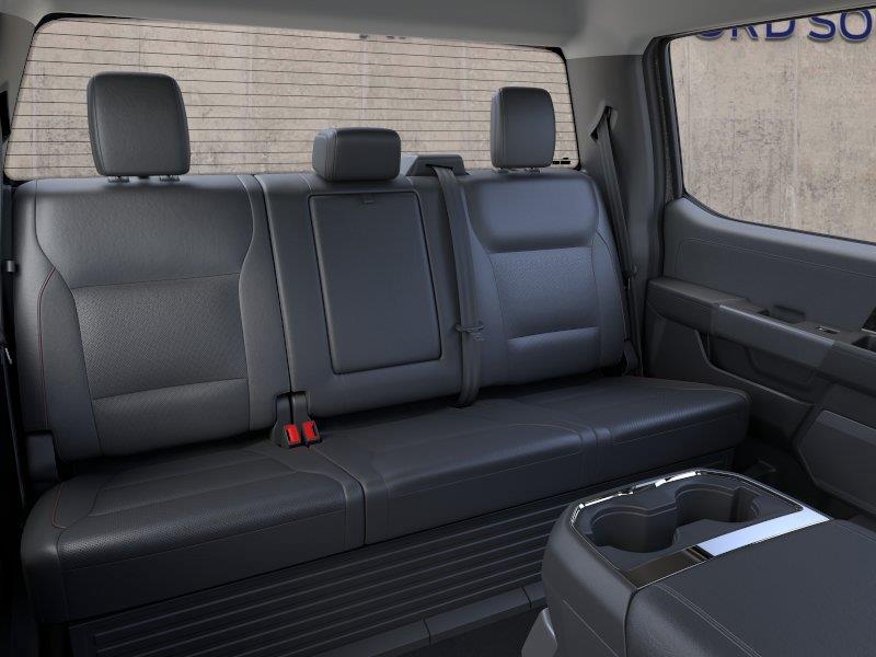 Vehicle photo 11