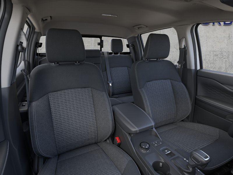 Vehicle photo 10