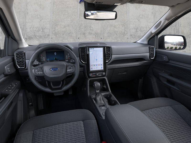 Vehicle photo 9